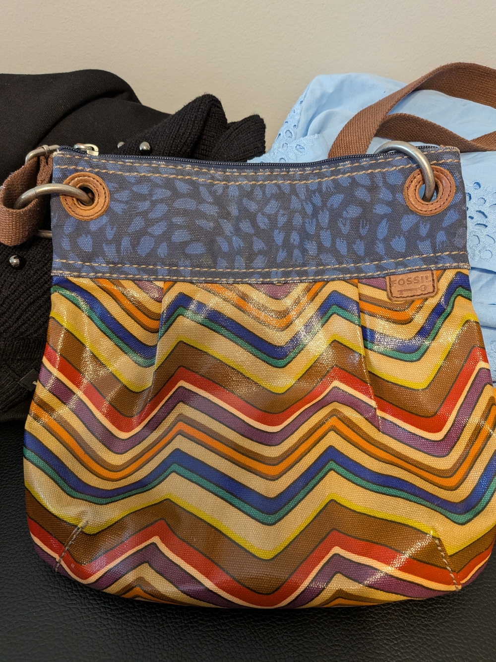 Fossil Chevron Multi-Color Crossbody Bag with Blue Top Panel - Picture 3 of 12